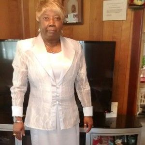 Meet your Posher, Carolyn